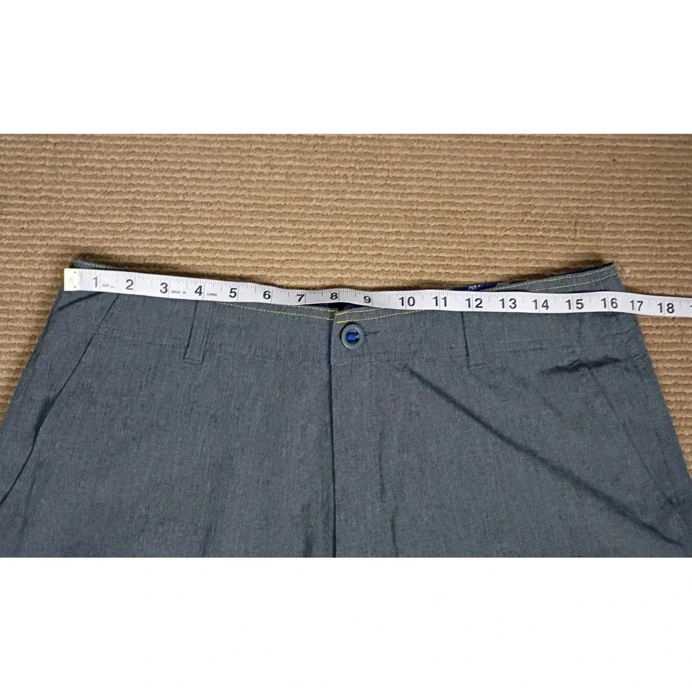 AFTCO Aftech Cargo Shorts Men's 32 Light Gray Stretch American Fishing Hybrid